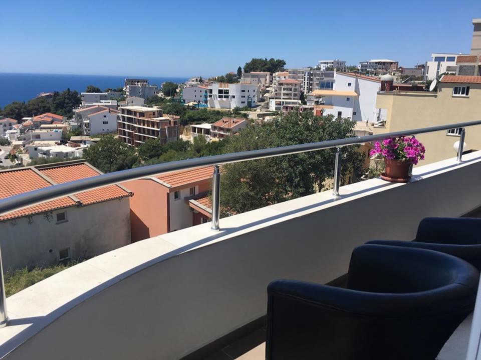 Apartmani Dini Улцинь Экстерьер фото