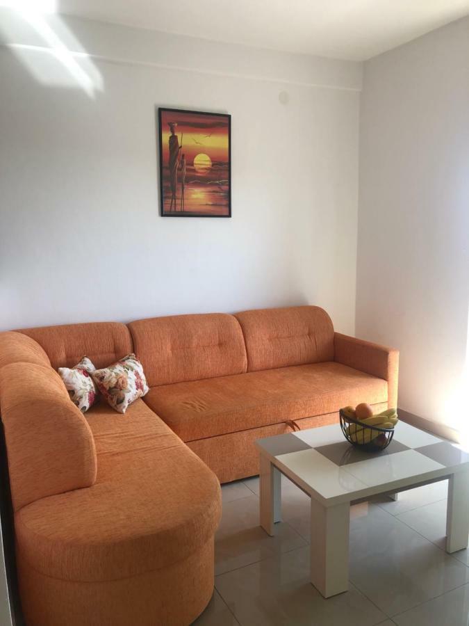 Apartmani Dini Улцинь Экстерьер фото