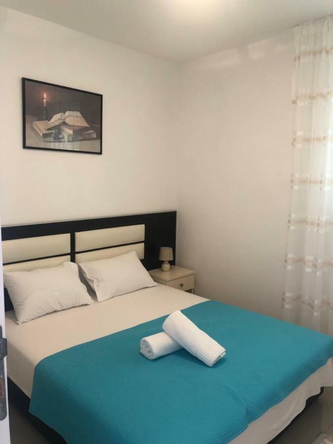 Apartmani Dini Улцинь Экстерьер фото