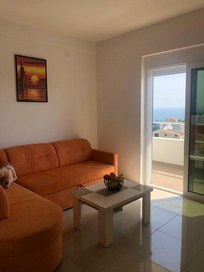 Apartmani Dini Улцинь Экстерьер фото