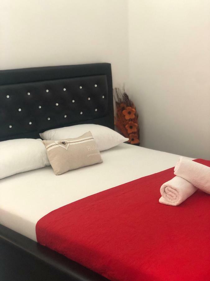 Apartmani Dini Улцинь Экстерьер фото
