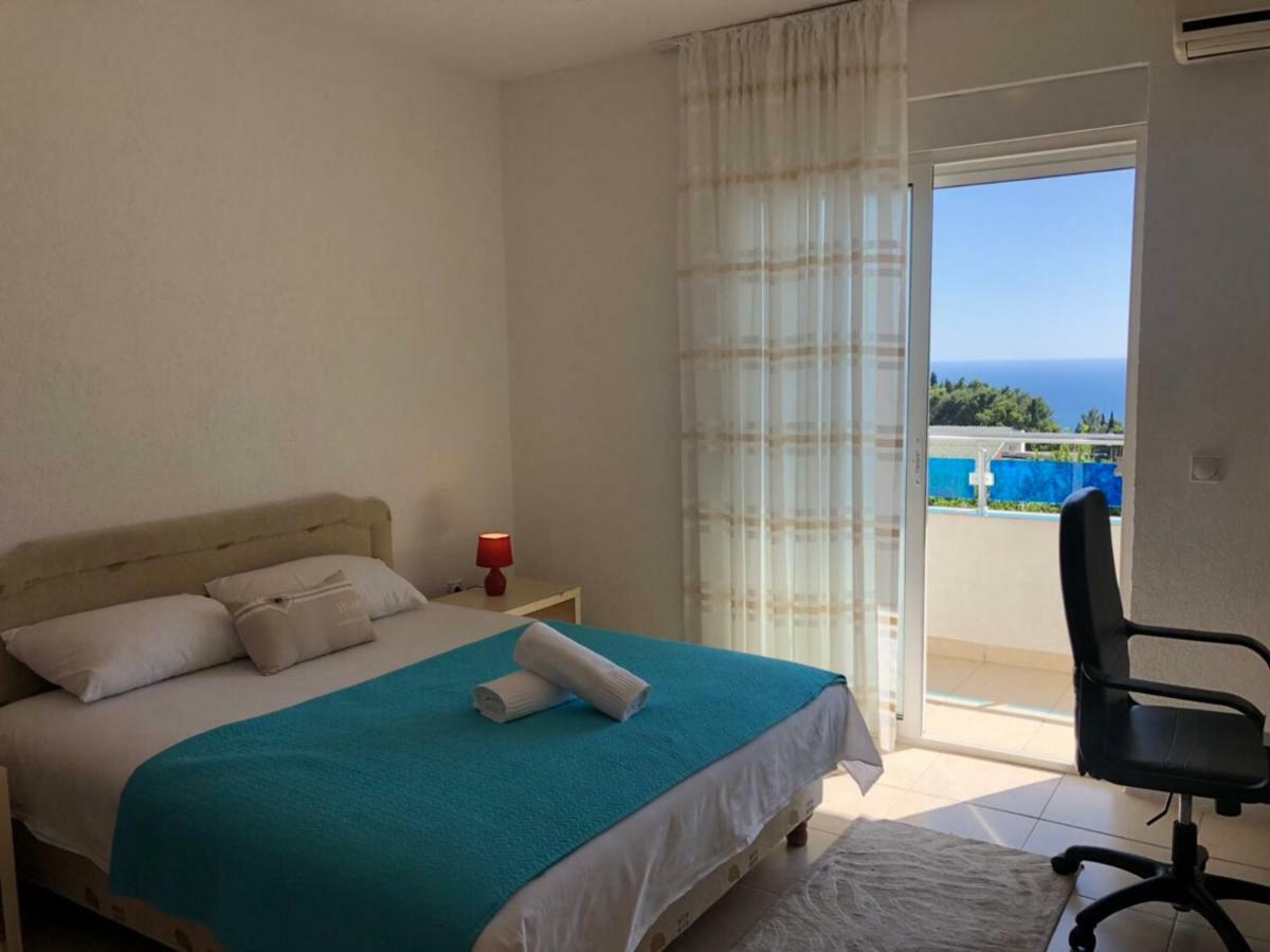 Apartmani Dini Улцинь Экстерьер фото